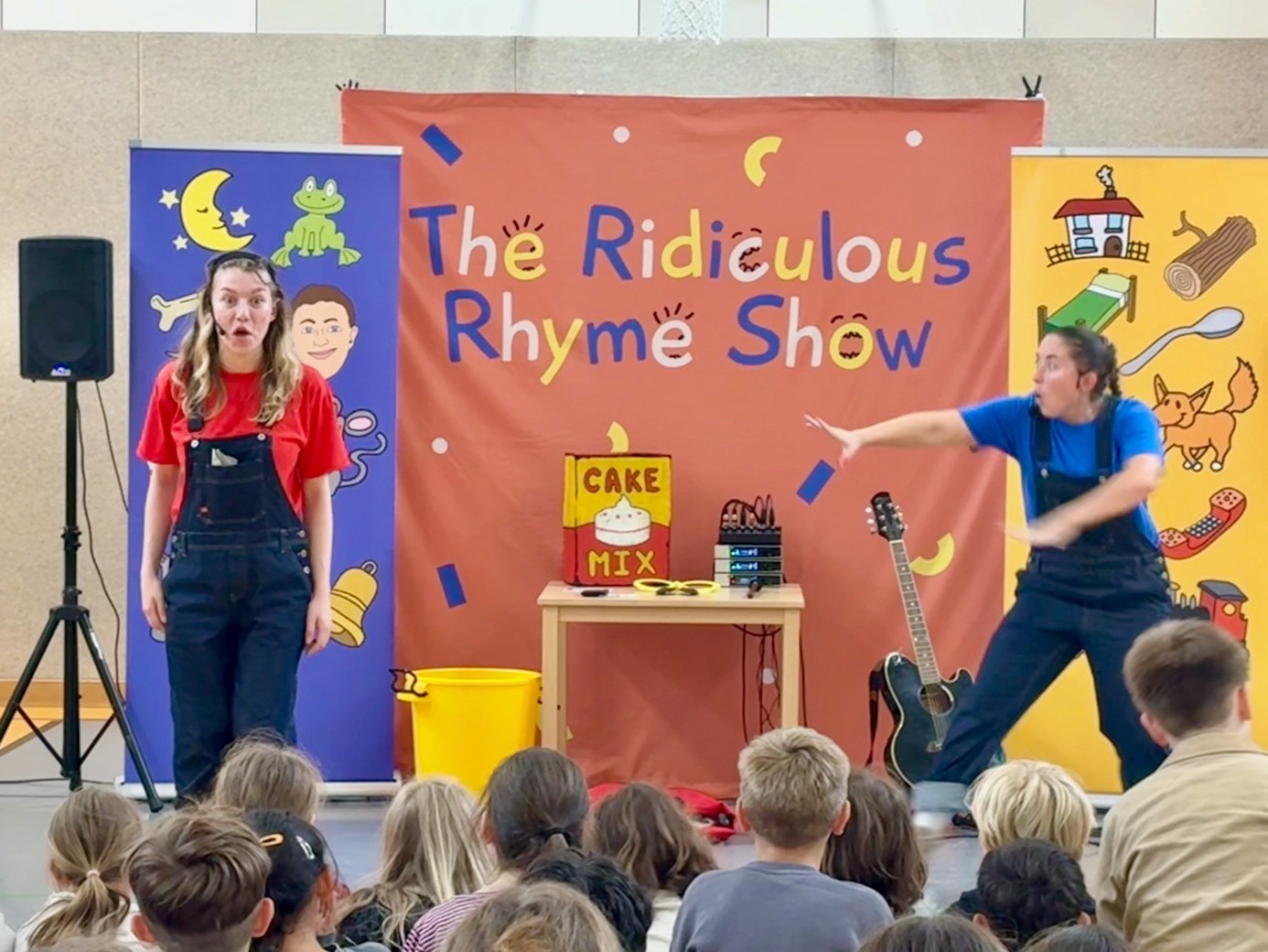 Die Ridiculous Rhyme Show begeistert die Ardeyschule